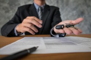 Samochód służbowy w firmie – ile to naprawdę kosztuje i jak to policzyć